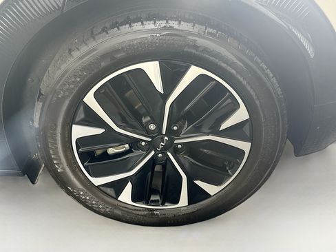 Used 2023 Kia EV6 Wind RWD image 11
