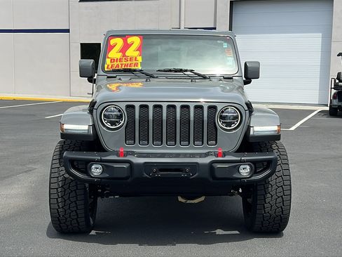Used 2022 Jeep Wrangler Unlimited Sahara AWD/4WD image 2