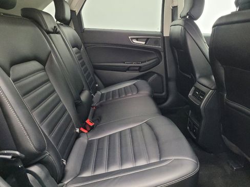 Used 2019 Ford Edge SEL w/ Equipment Group 201A FWD image 19
