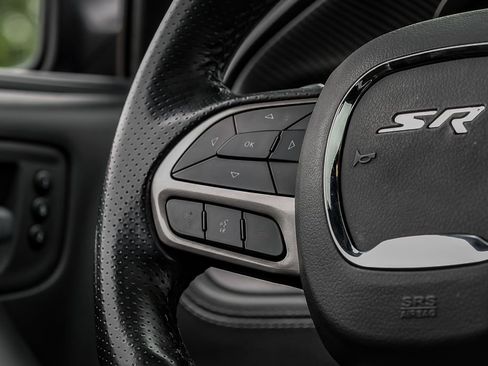 Used 2022 Dodge Charger Scat Pack RWD image 16