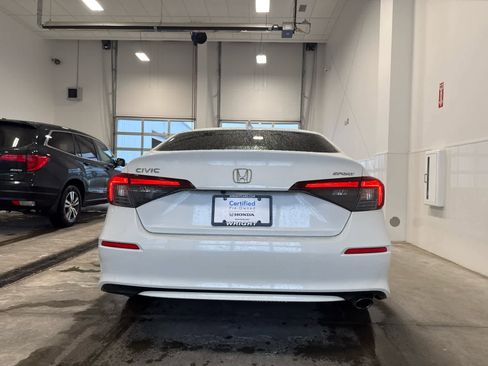 Certified 2025 Honda Civic Sport image 5