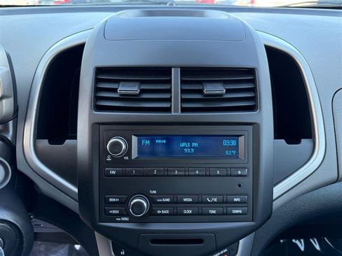 Used 2014 Chevrolet Sonic LS image 33