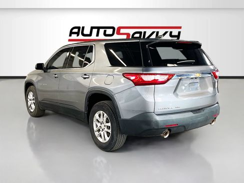 Used 2021 Chevrolet Traverse LS AWD/4WD image 5