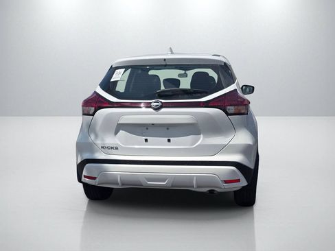 Used 2025 Nissan Kicks Play S FWD image 6