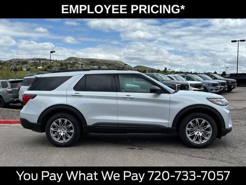 New 2026 Ford Explorer Active w/ Active Comfort Package AWD/4WD image 7