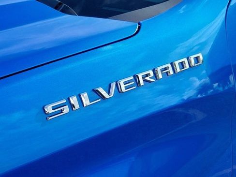 Used 2025 Chevrolet Silverado 1500 LT RWD image 11