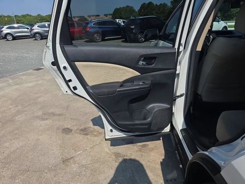 Used 2016 Honda CR-V EX image 45