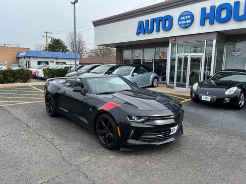 Used 2018 Chevrolet Camaro LT image 3