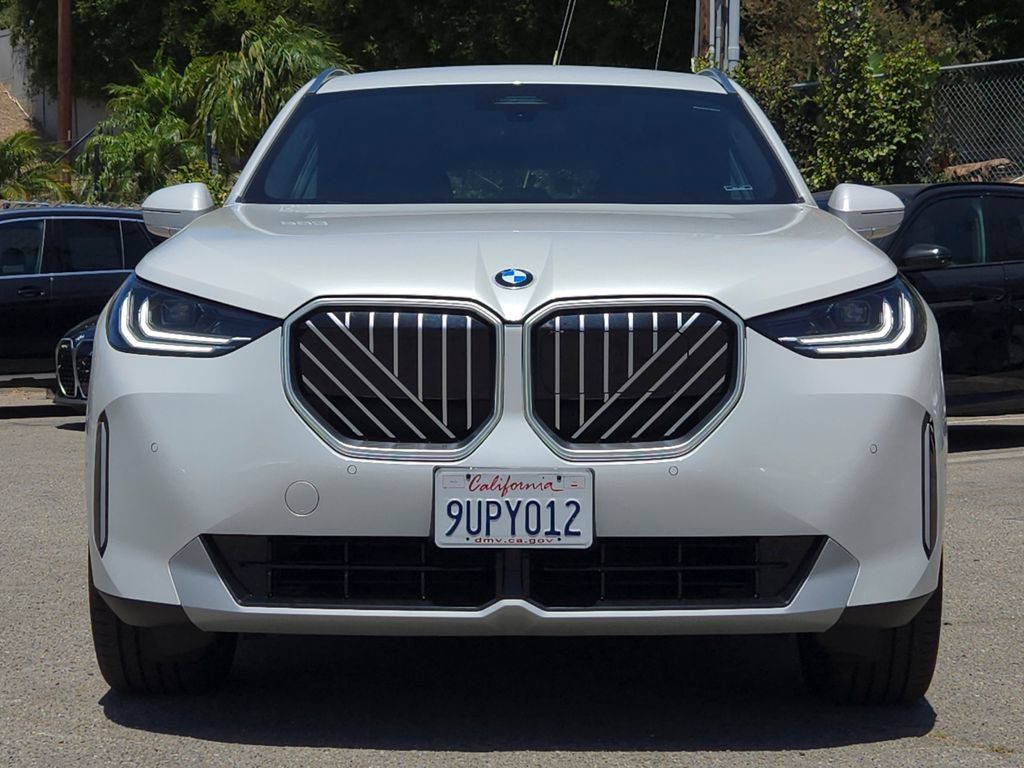 Used 2026 BMW X3 xDrive30i w/ Convenience Package AWD/4WD image 2
