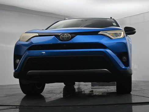 Used 2017 Toyota RAV4 SE w/ Advanced Technology Package AWD/4WD image 19
