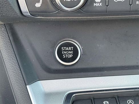 Used 2022 Audi Q3 2.0T Premium Plus w/ Premium Plus Package image 29