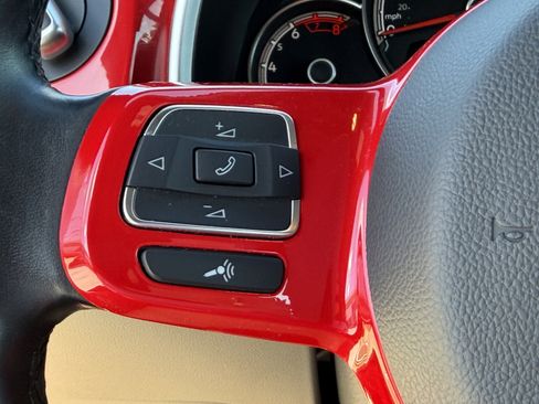 Used 2019 Volkswagen Beetle 2.0T SE w/ SE Premium Package image 26