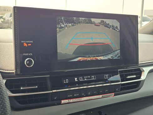 Used 2026 Toyota Sienna XSE AWD/4WD image 24