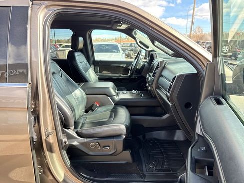Used 2019 Ford Expedition Limited w/ Equipment Group 302A image 33
