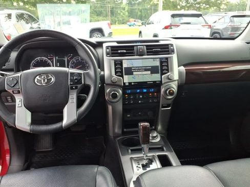 Used 2021 Toyota 4Runner Limited AWD/4WD image 9