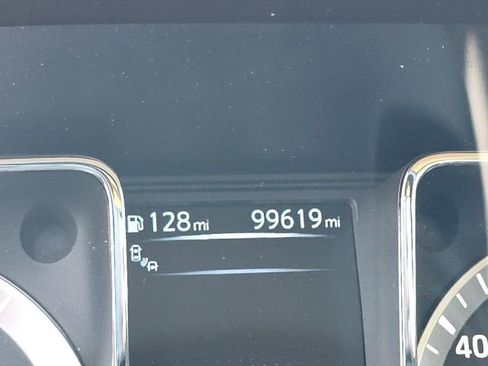 Used 2017 Nissan Titan PRO-4X image 18