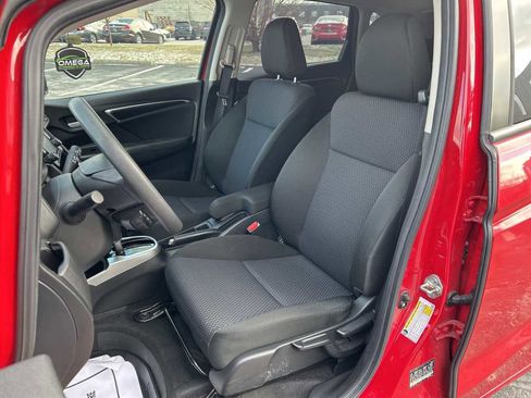Used 2019 Honda Fit LX image 9