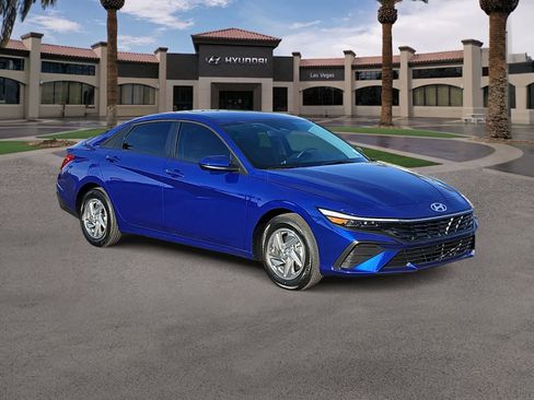 New 2026 Hyundai Elantra SE w/ Cargo Package FWD image 2