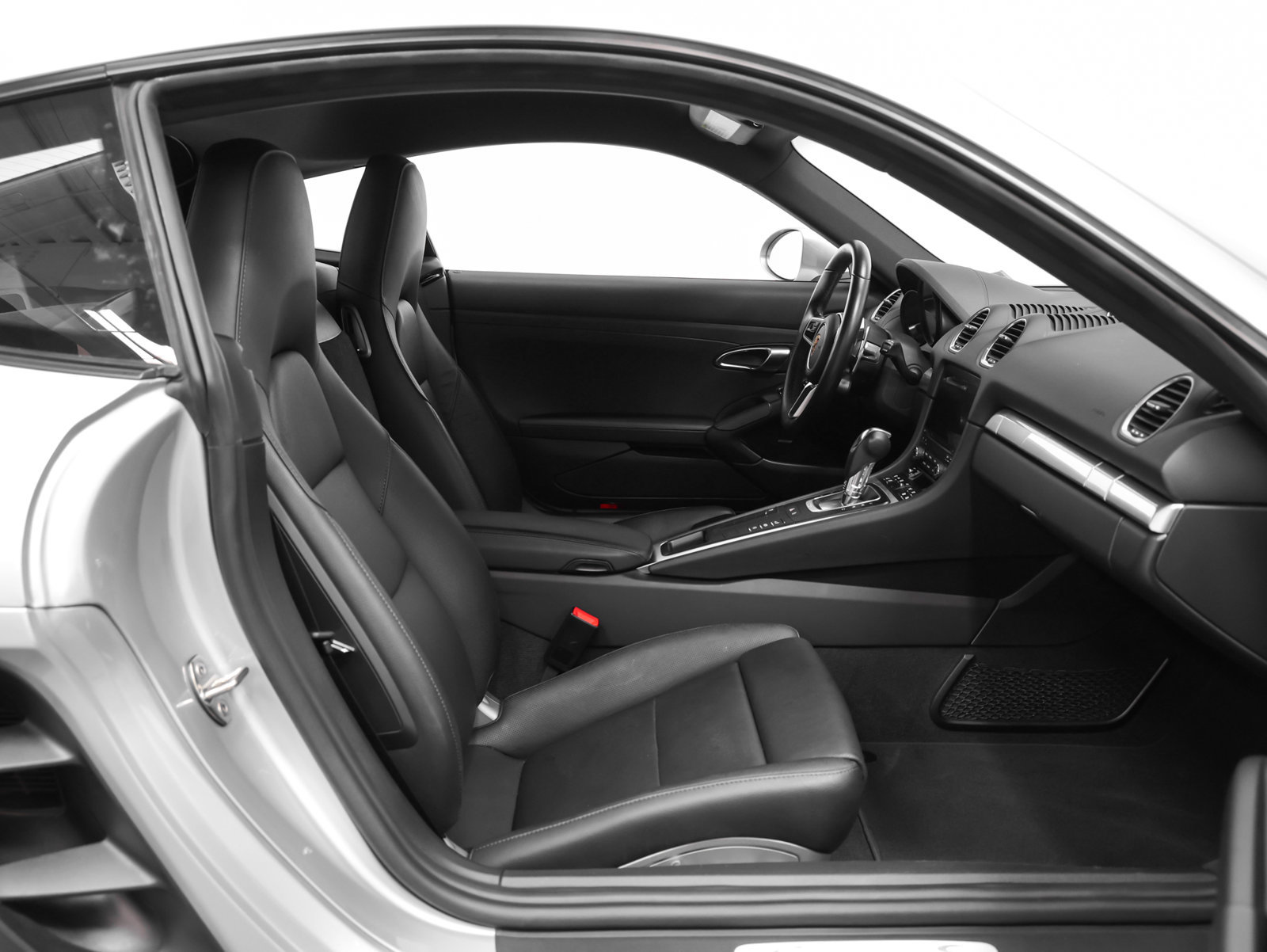 Certified 2021 Porsche 718 Cayman S RWD image 23