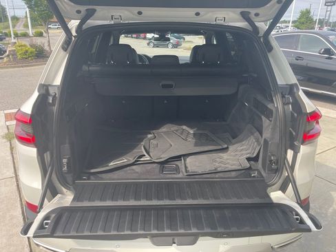 Used 2023 BMW X5 xDrive40i w/ Premium Package image 14