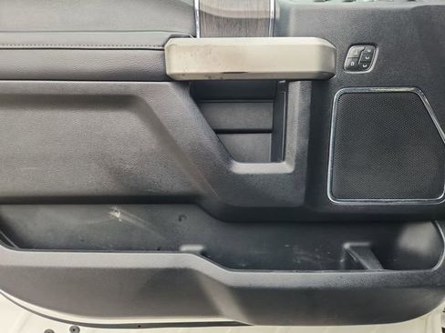 Used 2020 Ford F350 Lariat w/ Lariat Ultimate Package AWD/4WD image 23