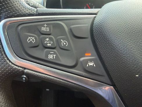 Used 2020 Chevrolet Equinox LS FWD image 5
