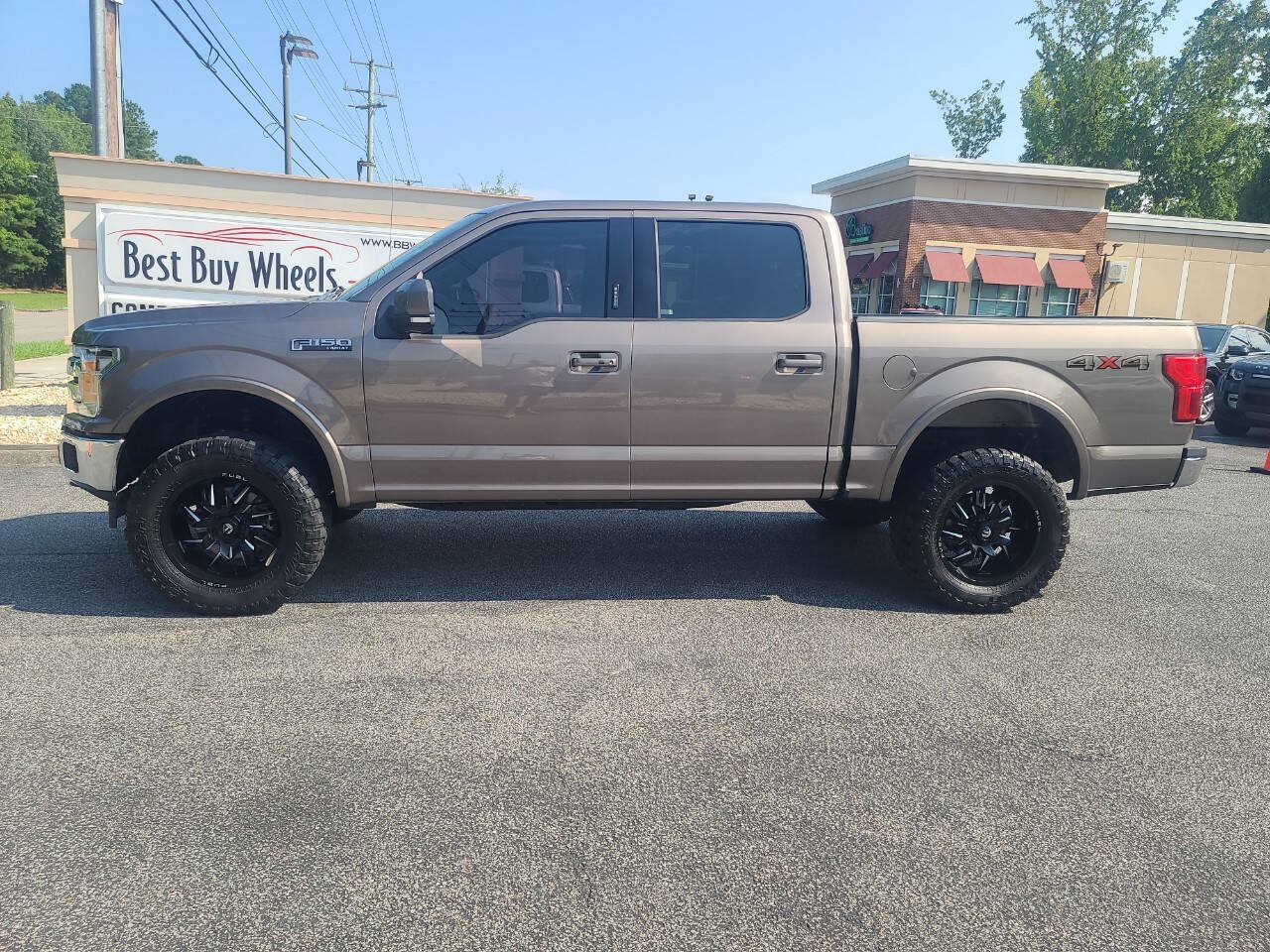 Used 2020 Ford F150 Lariat AWD/4WD image 4