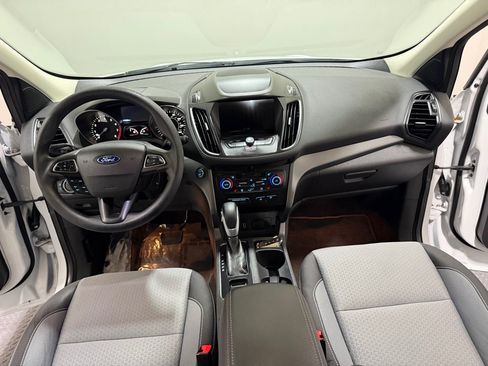 Used 2019 Ford Escape SE FWD image 14