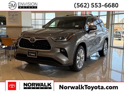 New 2025 Toyota Highlander Limited