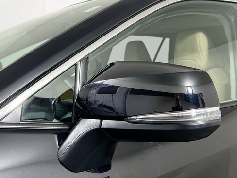 Used 2025 Toyota RAV4 XLE w/ Convenience Package FWD image 12