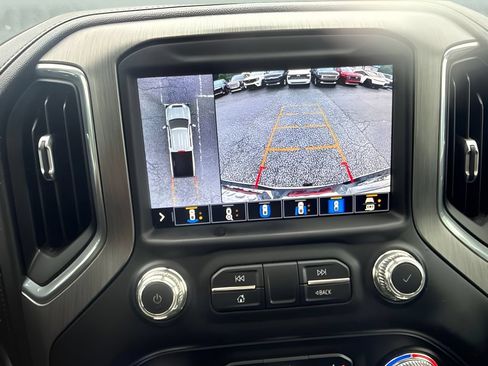 Used 2021 GMC Sierra 2500 Denali w/ Denali Ultimate Package AWD/4WD image 12