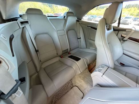 Used 2011 Mercedes-Benz E 350 Cabriolet image 25