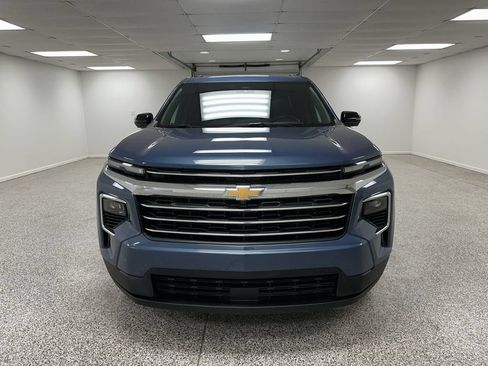 Used 2024 Chevrolet Traverse LT w/ LPO, Floor Liner Package AWD/4WD image 3