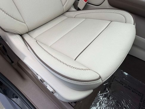 Used 2025 GMC Yukon Denali w/ Advanced Technology Package RWD image 29