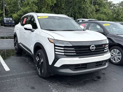 Certified 2025 Nissan Kicks SR