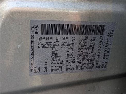 Used 2025 Nissan Rogue SV FWD image 15