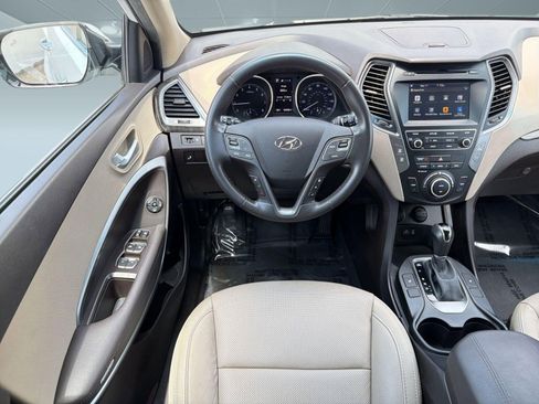 Used 2017 Hyundai Santa Fe Sport FWD image 27