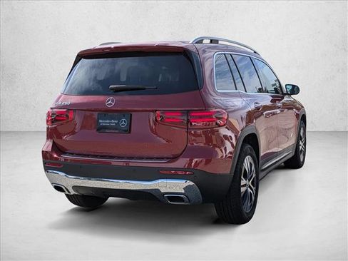 New 2026 Mercedes-Benz GLB 250 image 2