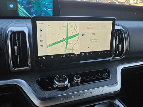 New 2026 Ford Expedition Tremor image 12