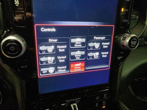 Used 2021 RAM 1500 Sport w/ Leather & Sound Group AWD/4WD image 38