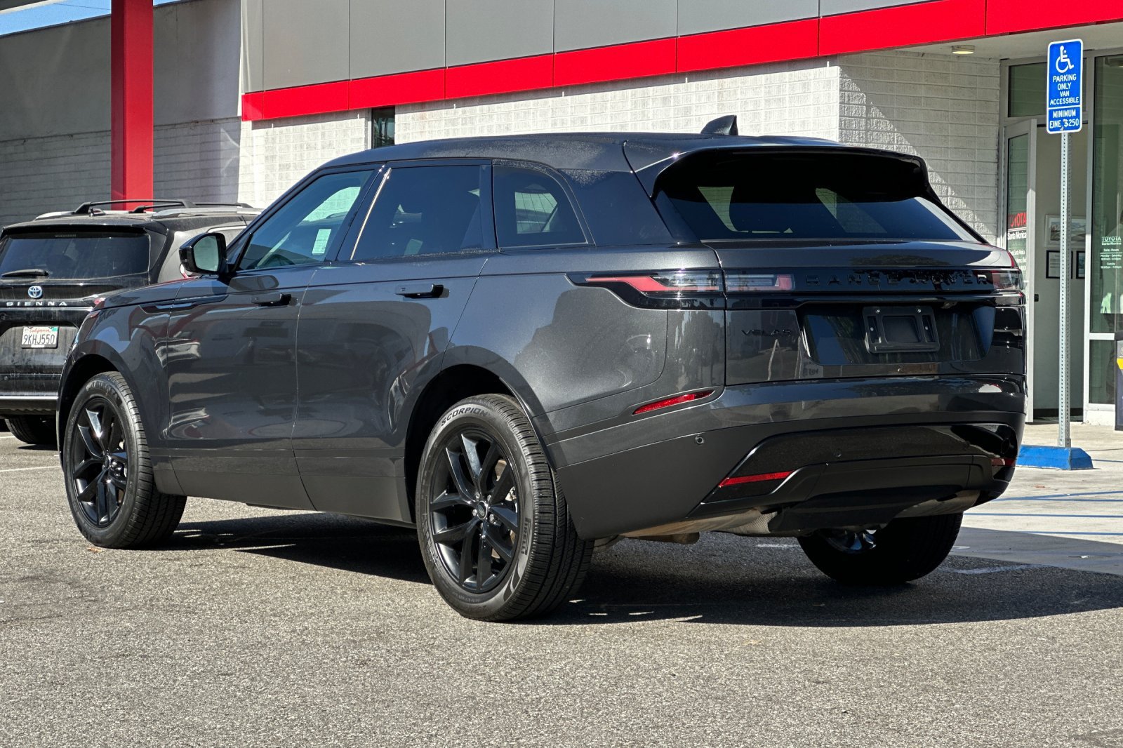 Used 2024 Land Rover Range Rover Velar S AWD/4WD image 6
