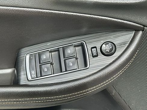 Used 2019 Chevrolet Impala Premier FWD image 14