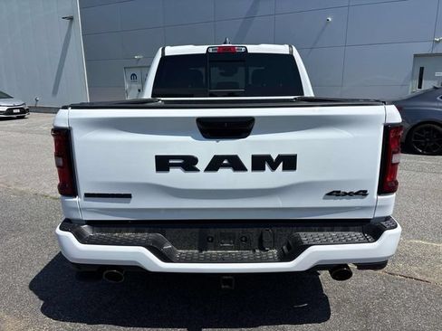 New 2026 RAM 1500 4x4 Crew Cab image 3