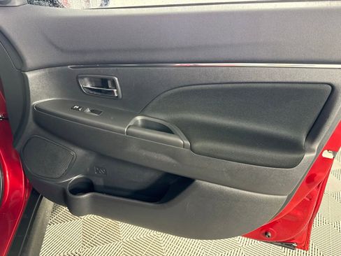 Used 2024 Mitsubishi Outlander Sport ES image 27