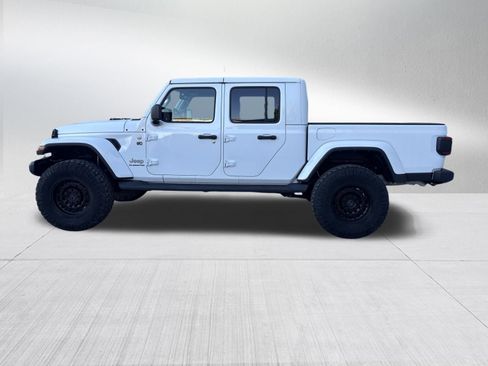 Used 2022 Jeep Gladiator Overland w/ Popular Equipment Package image 4