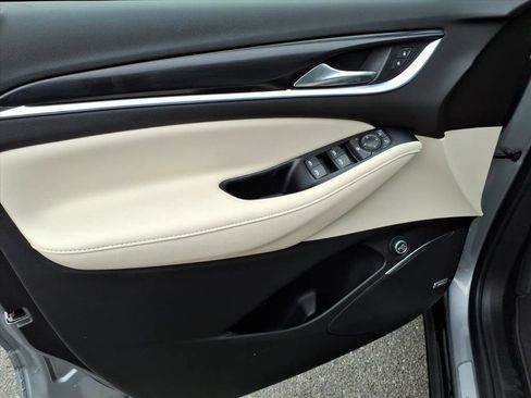 Used 2023 Buick Enclave Essence w/ Experience Buick Package image 22