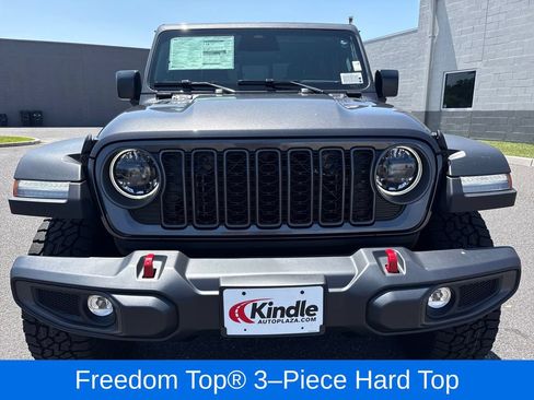 New 2026 Jeep Gladiator Rubicon w/ Steel Power Dome Hood Package AWD/4WD image 2