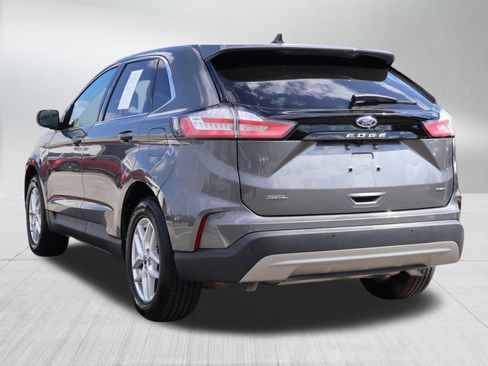 Used 2022 Ford Edge SEL image 5