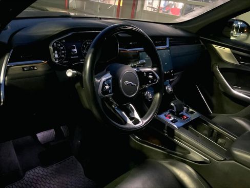 Used 2021 Jaguar F-PACE S image 17