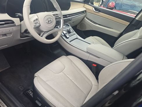 Used 2024 Hyundai Palisade Limited AWD/4WD image 9